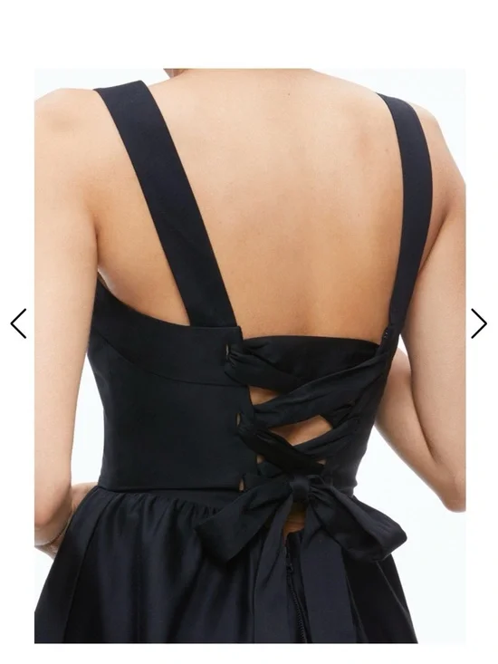 $398 Alice + Olivia Black Square-Neck Mini Dress - Picture 3 of 9